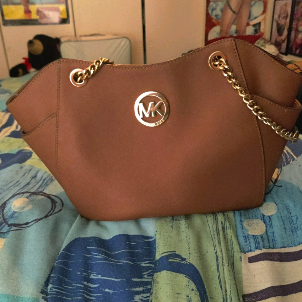 Michael Kors purse